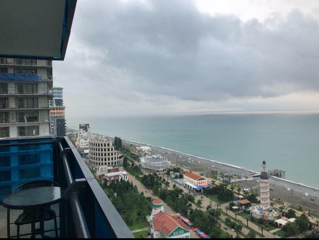 Lamar Hotel Батумі Екстер'єр фото